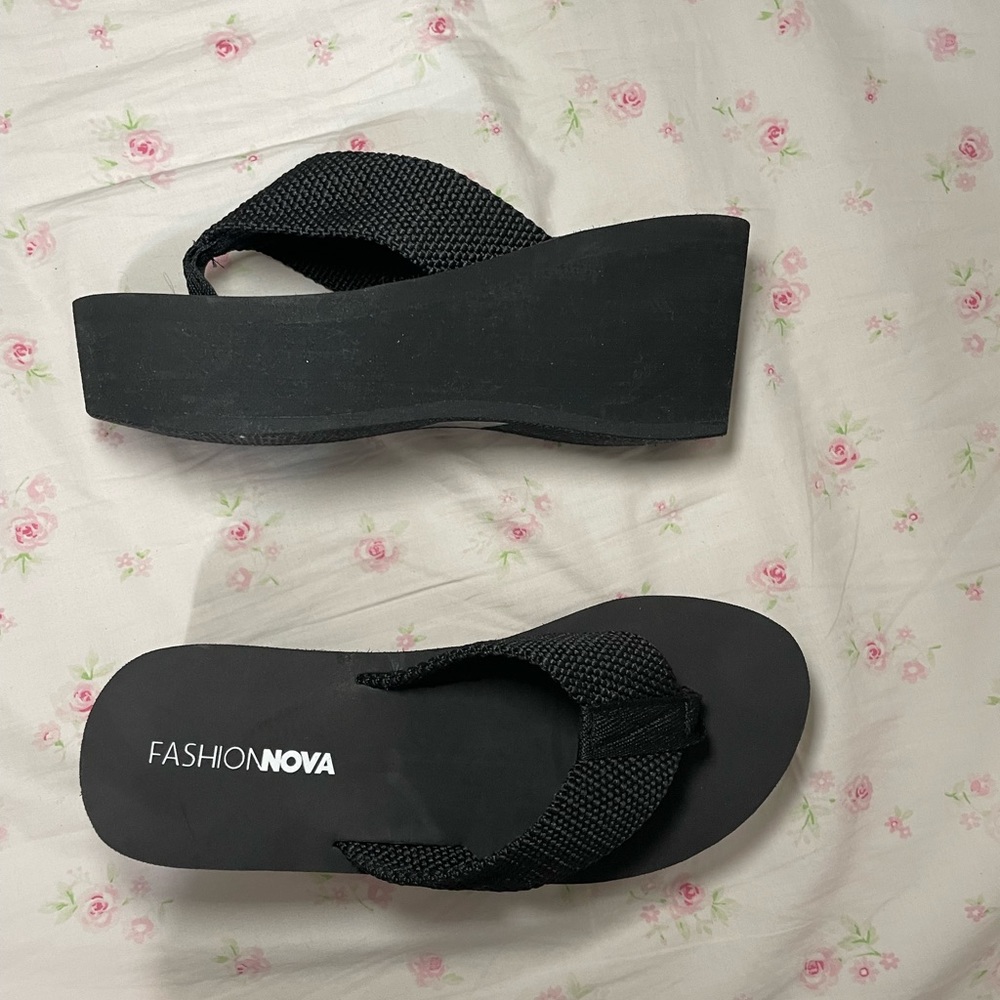 Black wedges - size 8